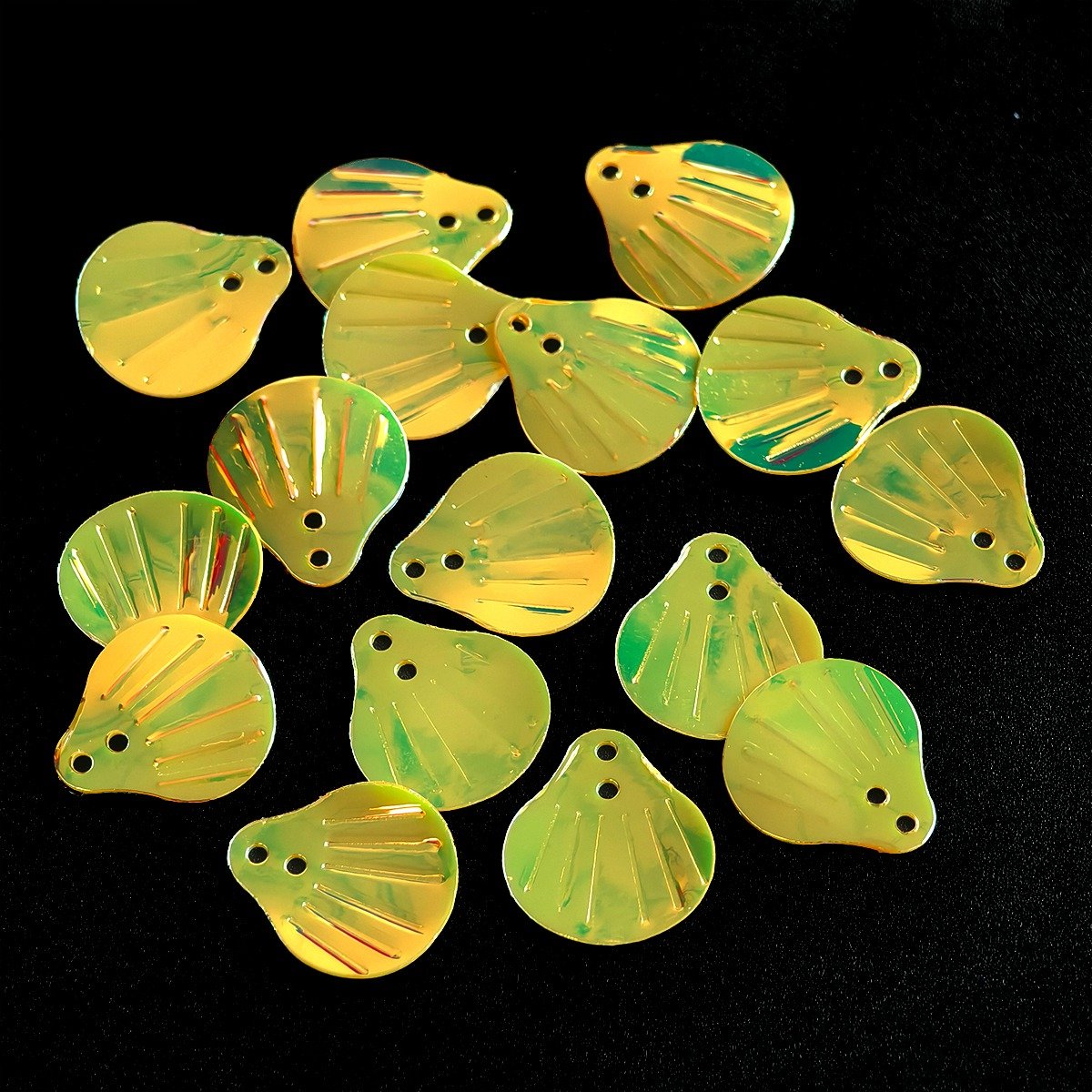 Shell Sequins - Image 4